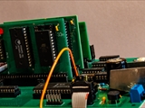 Der Ju-Te-Computer war ein Bausatz, der in diversen Ausbaustufen in der DDR-Zeitschrift Jugend+Technik ab Juli 1987 von Helmut Hoyer vorgestellt wurde. Mein Modell ist ein Nachbau von Wolfgang Kott aus diesem Jahr. Prozessor: UB8830M.