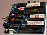 Über diesen Rechner habe ich leider keine weitergehenden Informationen. Der Prozessor ist ein Z80.