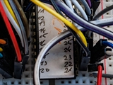 Erik Bartmann hat 2022 das Buch Spaß haben mit der 6502-CPU -- Die Welt der Maschinensprache veröffentlicht. In dem Buch wird der Aufbau eines 8bit-Rechners mit einen 6502 Prozessor erläutert. Ich habe mich an dem Nachbau versucht, noch läuft nicht alles perfekt, aber es wird. 